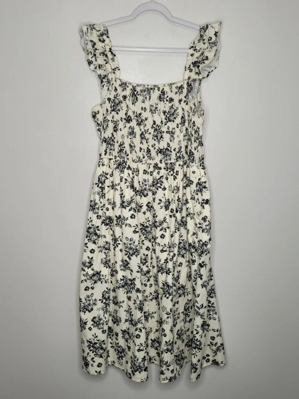 Francesca's cream black floral ruffle sleeve midi pockets cottage garden dress L